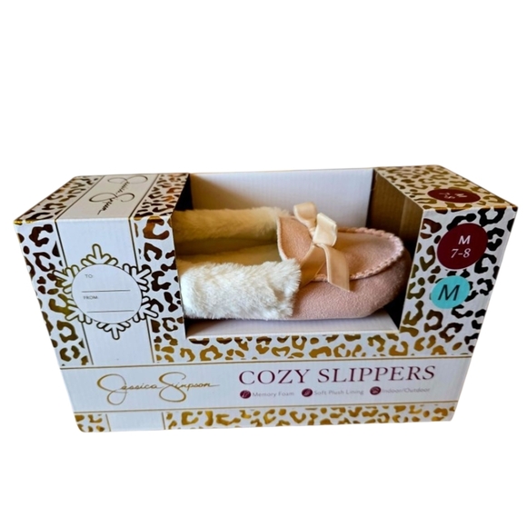 Jessica Simpson Pink Plush Slippers for Cozy Comfort Memory Foam New In Box - Picture 1 of 2